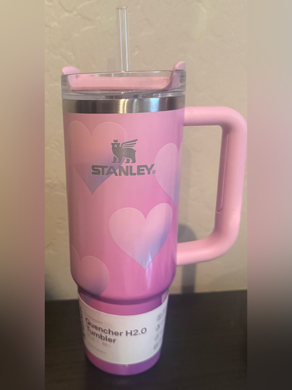 Stanley 30 oz pink gradient heart tumbler limited edition collectors